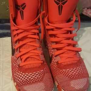 Size 10 kobe  9 Xmas
